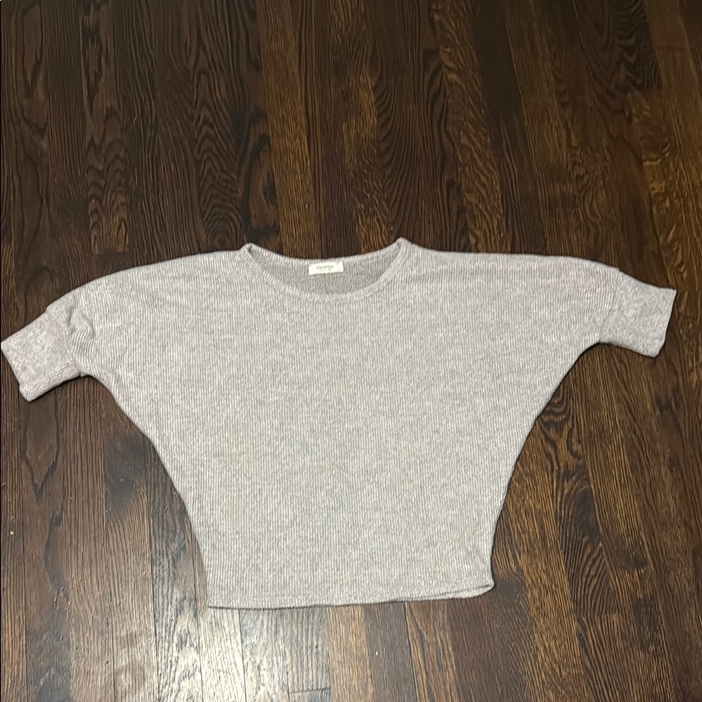 Women's Gray Knit Top